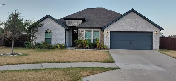$2,795 | 5820 Watts Bar Court, Fort Worth, TX 76179
