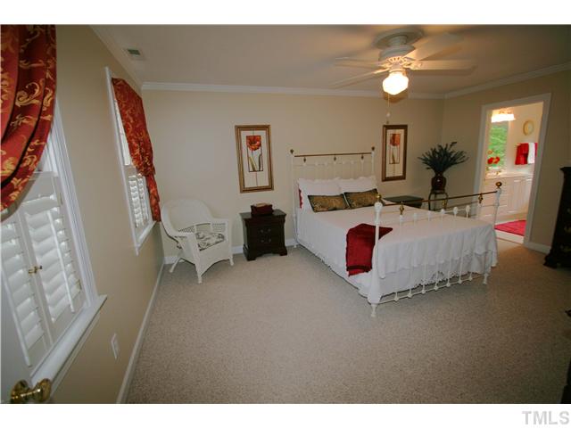 2829 Anfield Road Raleigh, NC 27606 - Photo 8 of 12 Gallery Image 8