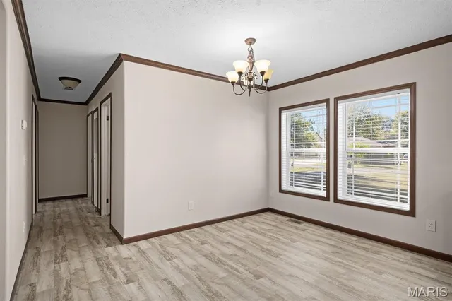 $150,000 | 113 North Oak Street, Hoffman, IL 62250