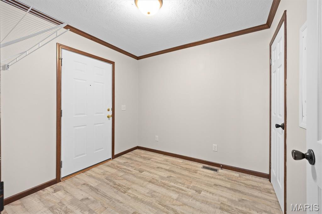 113 North Oak Street Hoffman, IL 62250 - Photo 17 of 26