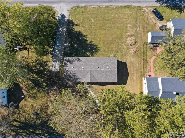 $150,000 | 113 North Oak Street, Hoffman, IL 62250