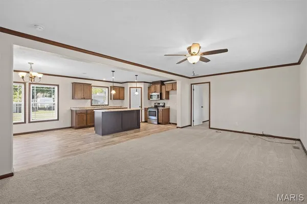 $145,900 | 113 North Oak Street, Hoffman, IL 62250
