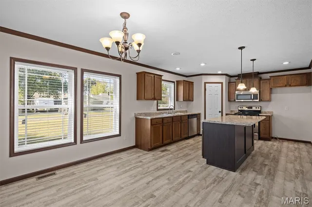 $150,000 | 113 North Oak Street, Hoffman, IL 62250