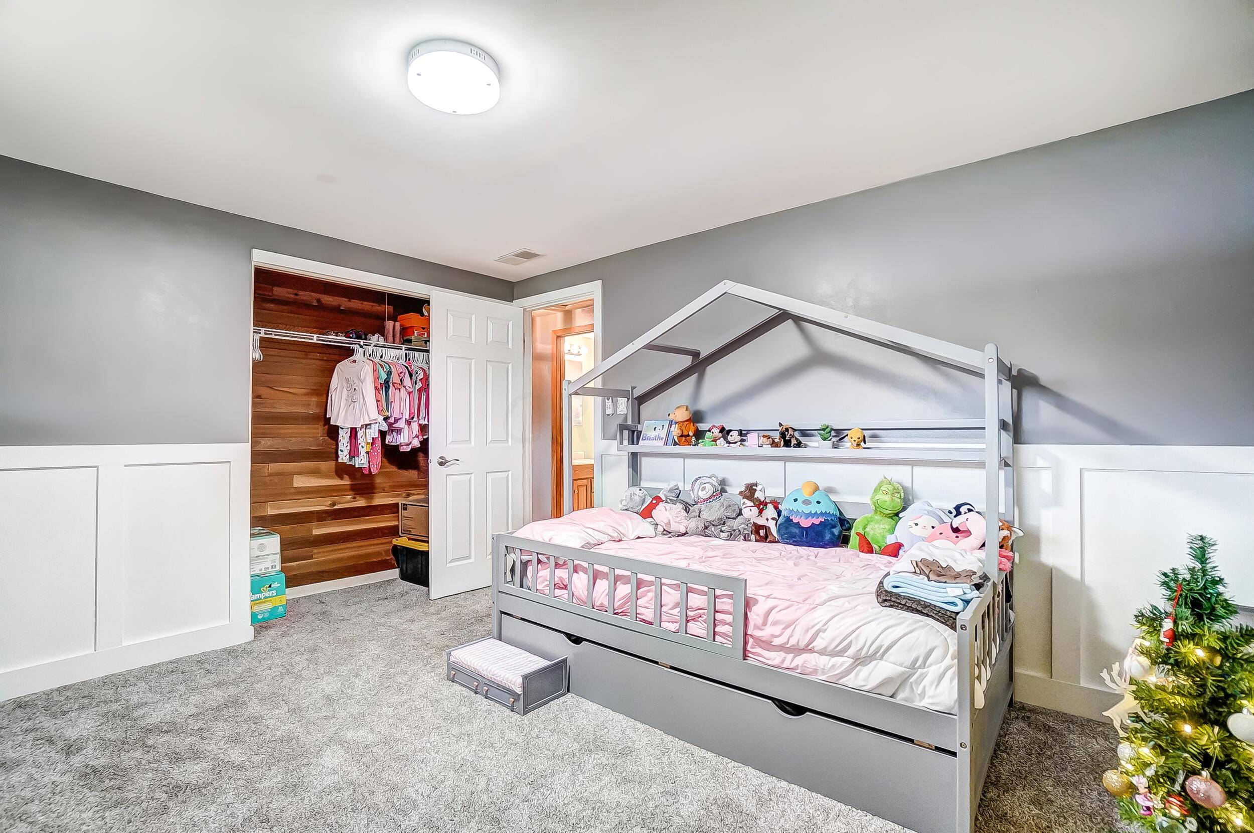 3701 Dublin Road Columbus, OH 43221 - Photo 20 of 60 041_3701 Dublin Rd