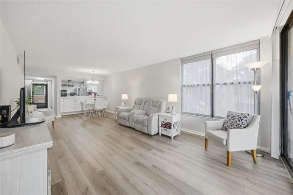 $214,999 | 6524 Coral Lake Drive, Unit 212, Margate, FL 33063