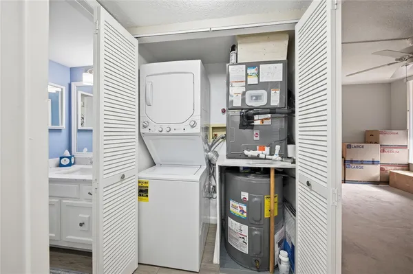 $214,999 | 6524 Coral Lake Drive, Unit 212, Margate, FL 33063