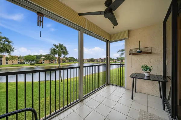 $214,999 | 6524 Coral Lake Drive, Unit 212, Margate, FL 33063
