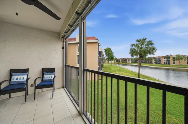 $214,999 | 6524 Coral Lake Drive, Unit 212, Margate, FL 33063