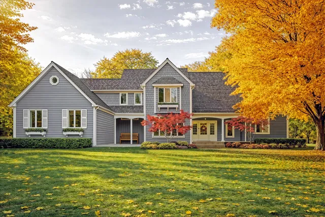 $1,949,500 | 530 Oak Knoll Drive, Lake Forest, IL 60045