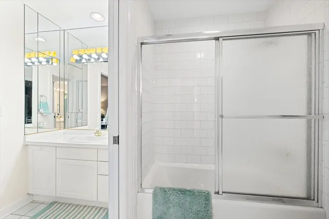 $1,949,500 | 530 Oak Knoll Drive, Lake Forest, IL 60045