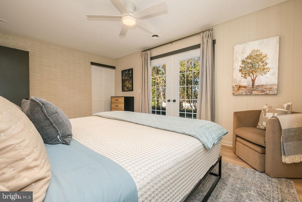 1321 Marsh Hill Road McHenry, MD 21541 - Photo 22 of 42 a bedroom with bed and window