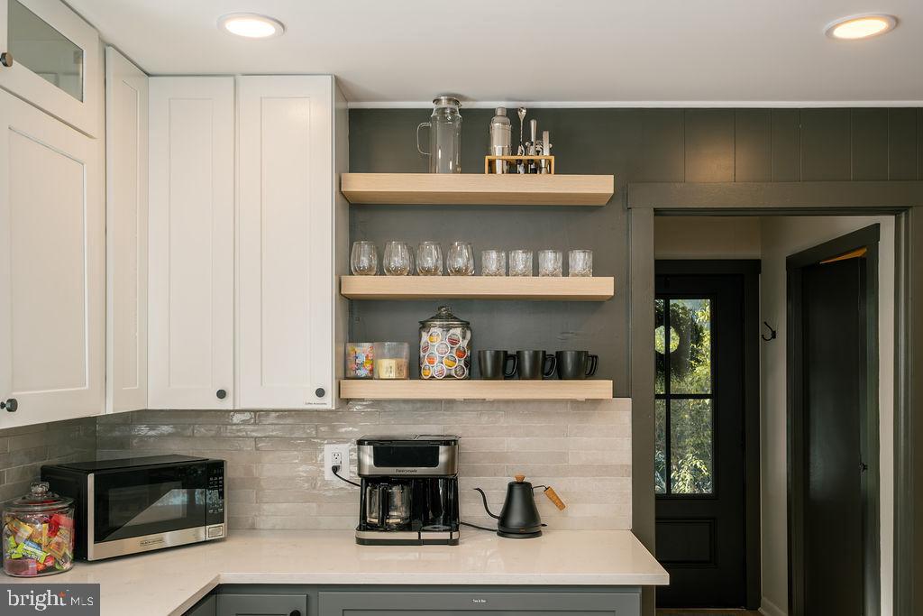 1321 Marsh Hill Road McHenry, MD 21541 - Photo 8 of 42 a kitchen with a oven a refrigerator and cabinets