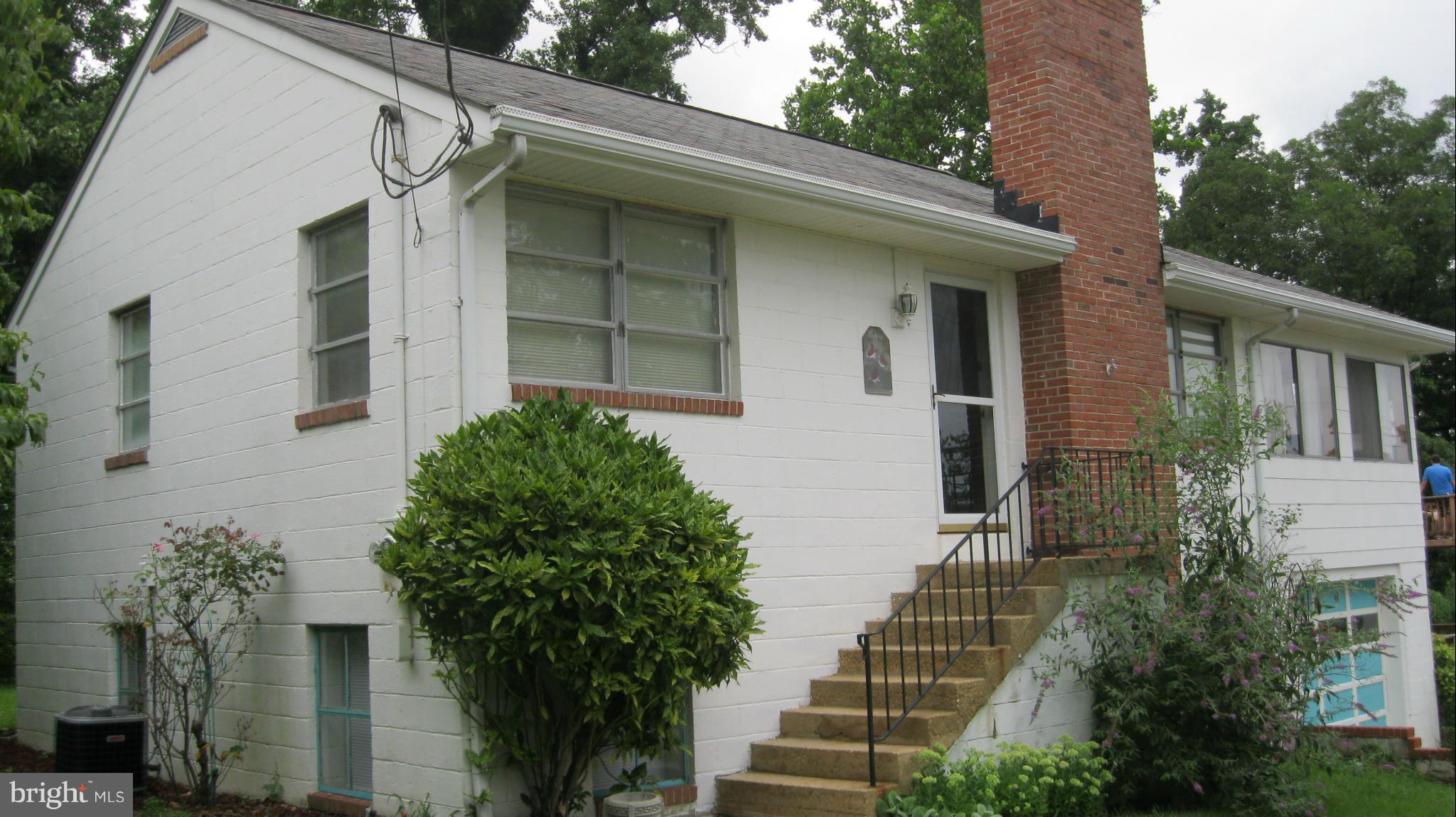 6033 Bayview Road St. Leonard, MD 20685 - Photo 17 of 30 Exterior (Front)
