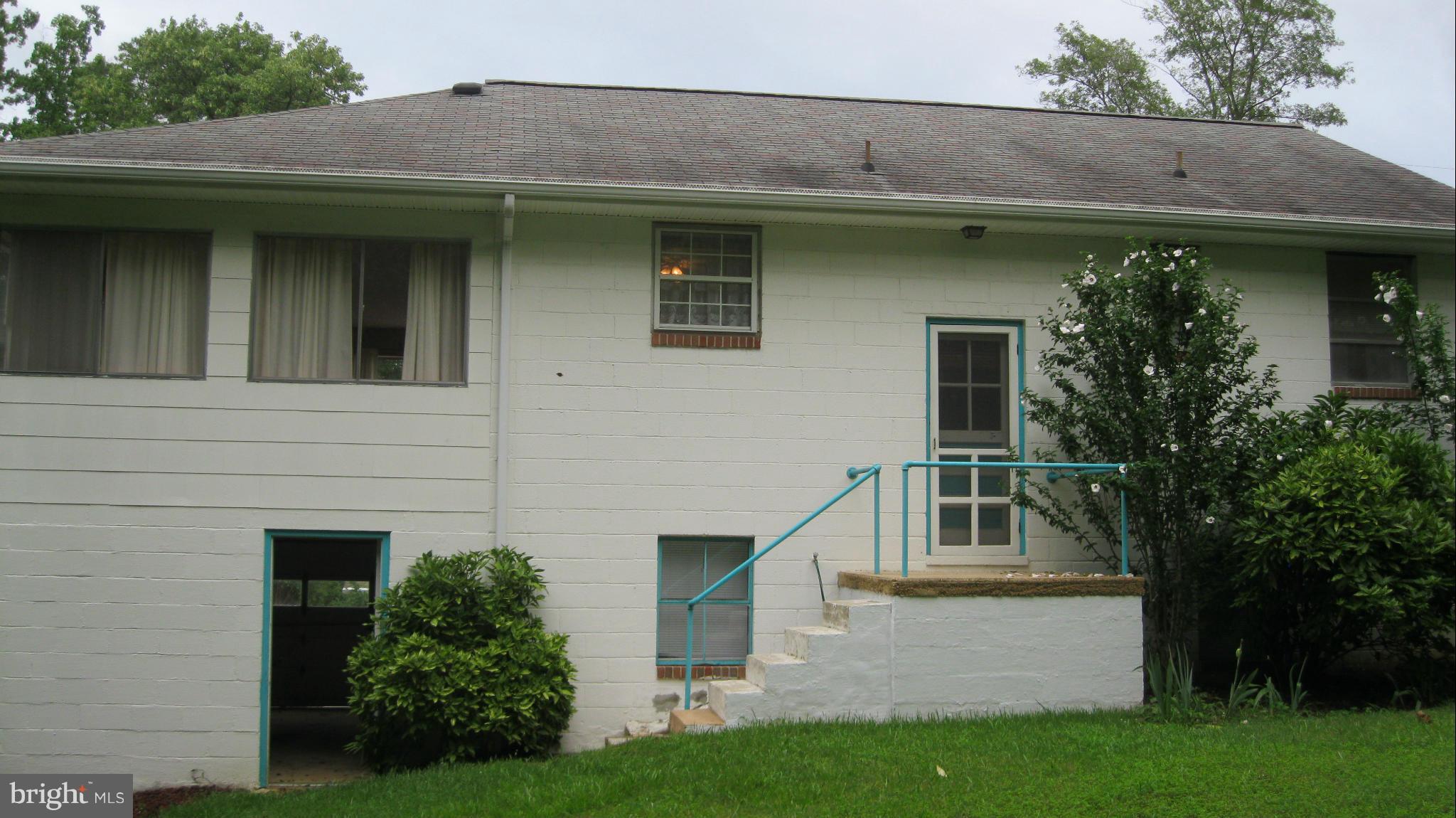 6033 Bayview Road St. Leonard, MD 20685 - Photo 18 of 30 Exterior (Rear)