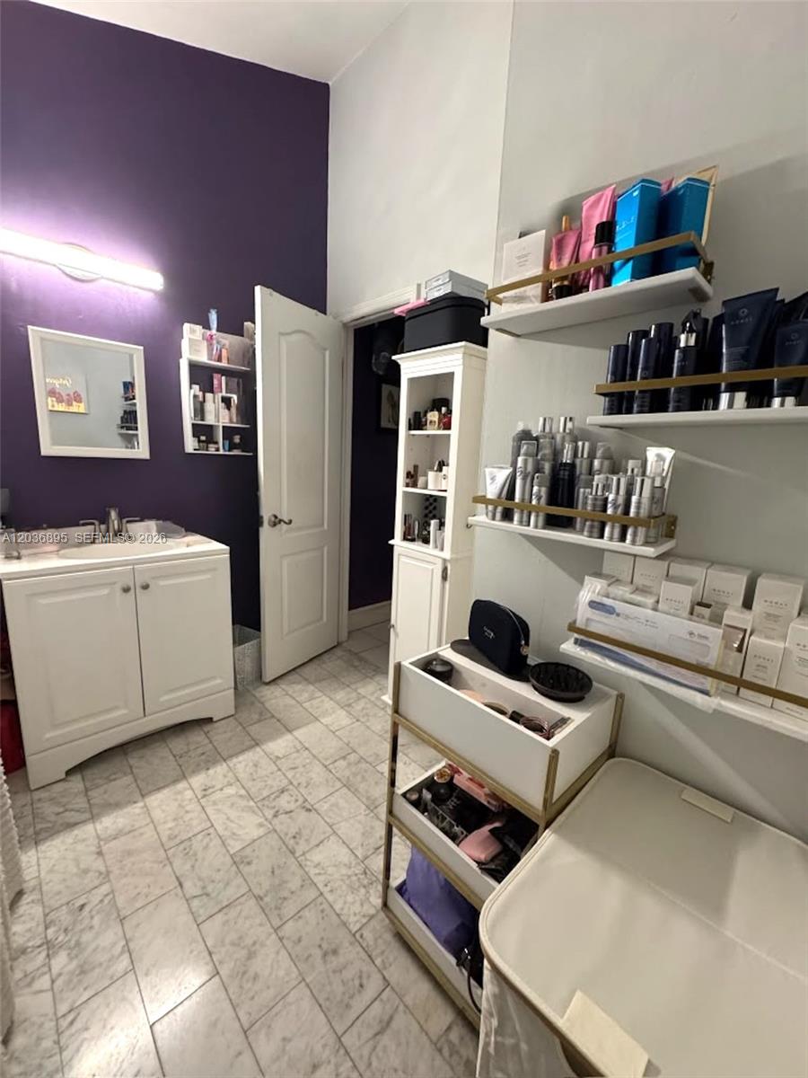 10044 Southwest 77th Court Miami, FL 33156 - Photo 11 of 18