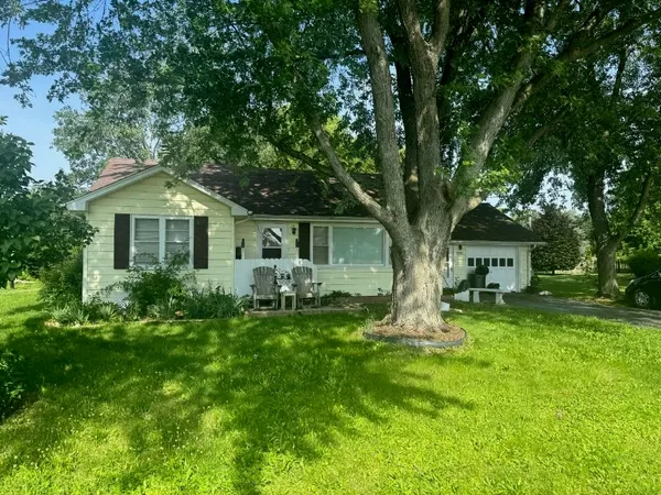$240,000 | 3707 North Fairview Avenue, Johnsburg, IL 60051