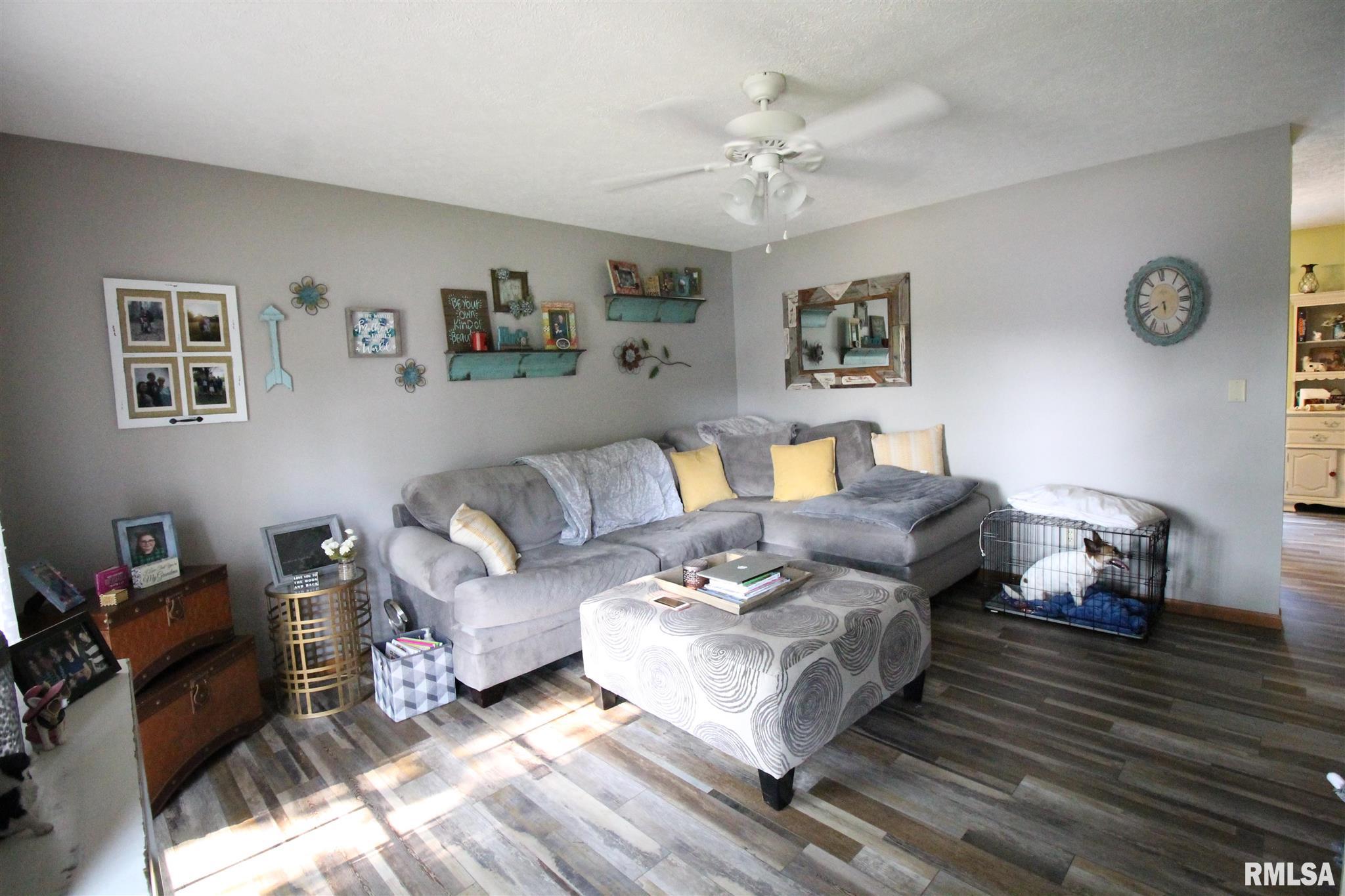 2004 Skipton Road Springfield, IL 62702 - Photo 2 of 9 Gallery Image 2