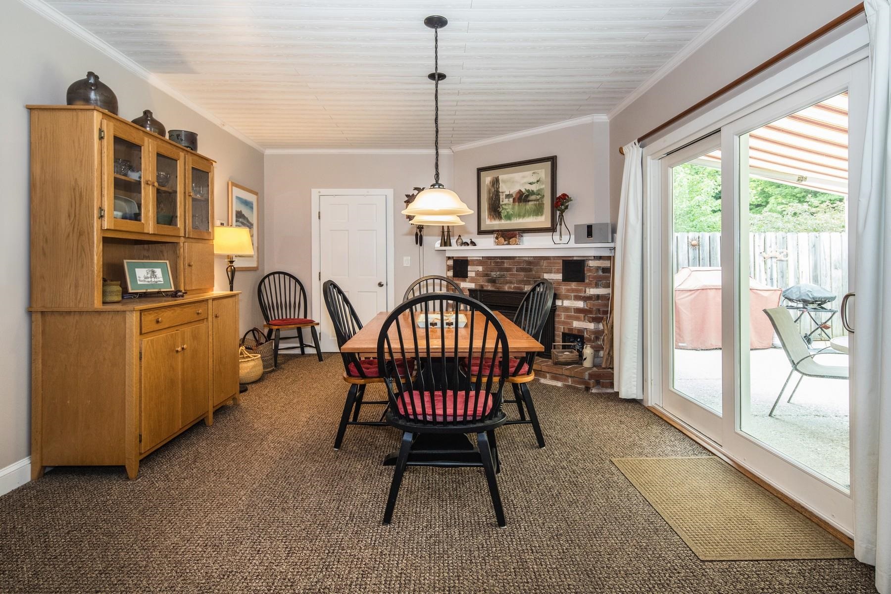 332 Sunset Drive Rutland Town, VT 05701 - Photo 4 of 27 Gallery Image 4