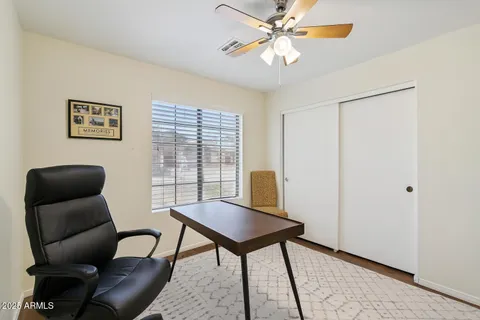 $450,000 | 1648 East Desert Lane, Phoenix, AZ 85042