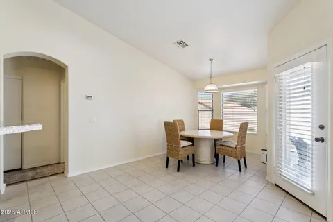 $450,000 | 1648 East Desert Lane, Phoenix, AZ 85042