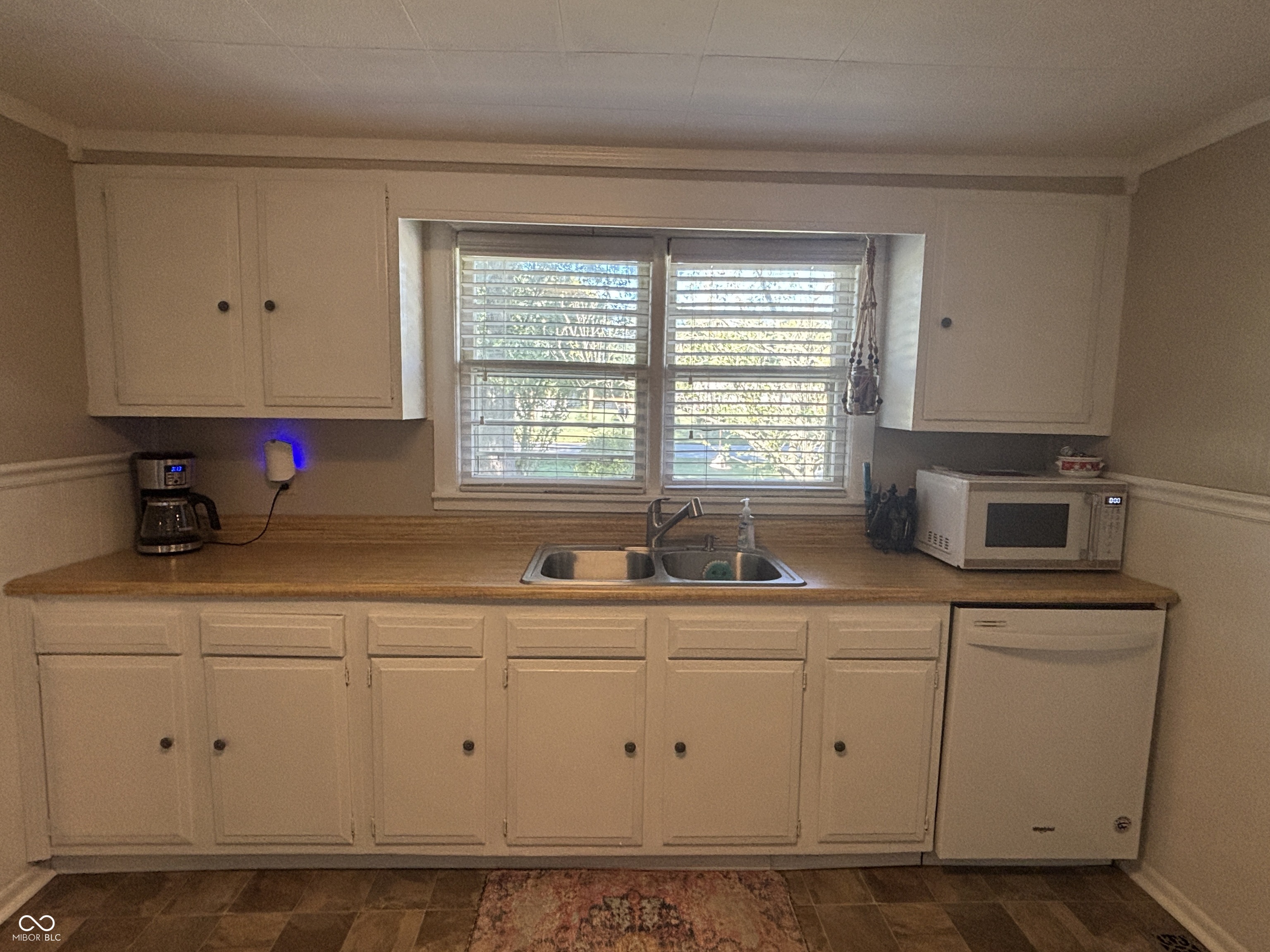 181 West 550 South Columbus, IN 47201 - Photo 14 of 21