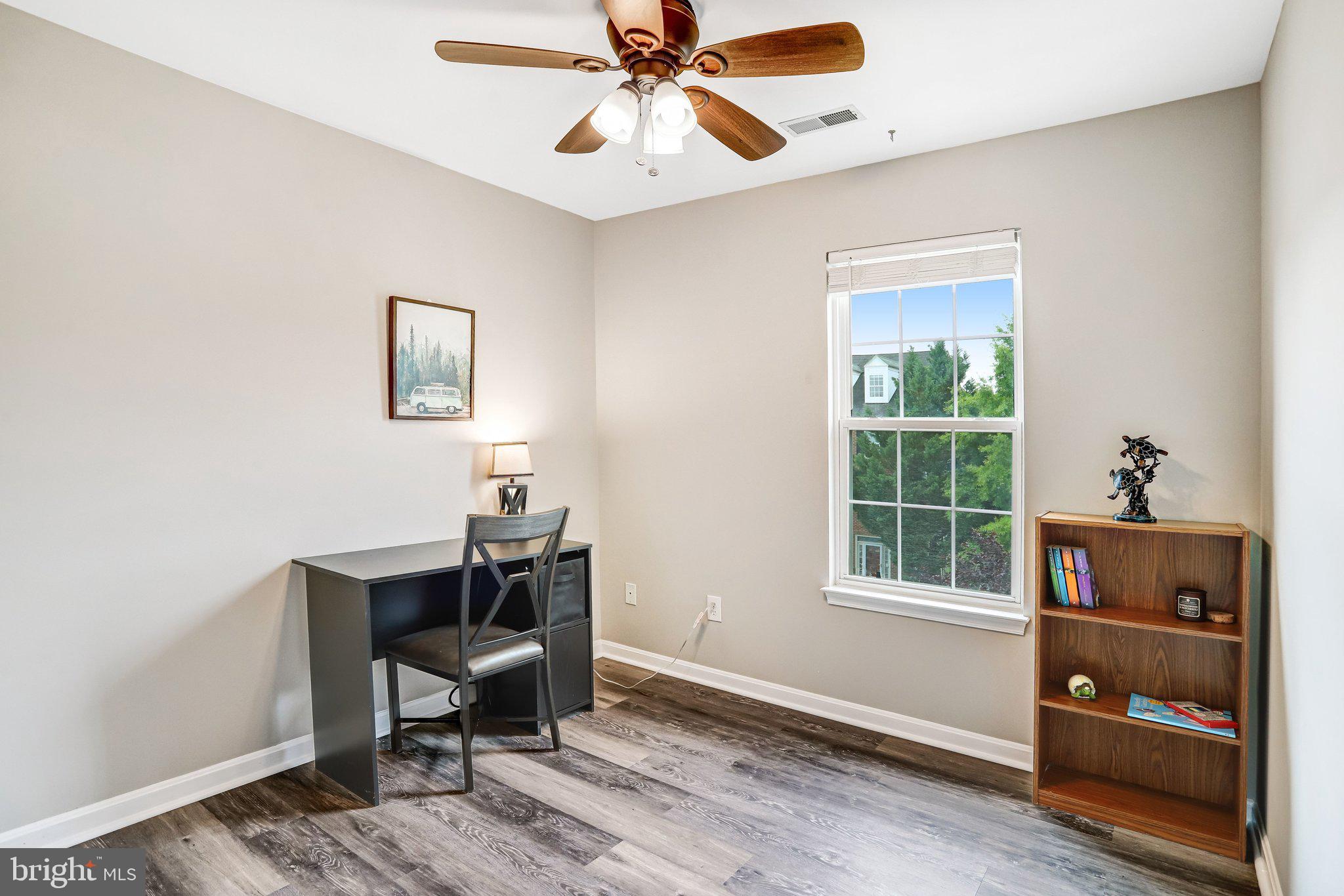 122 Goldsworth Terrace Southwest Leesburg, VA 20175 - Photo 15 of 31