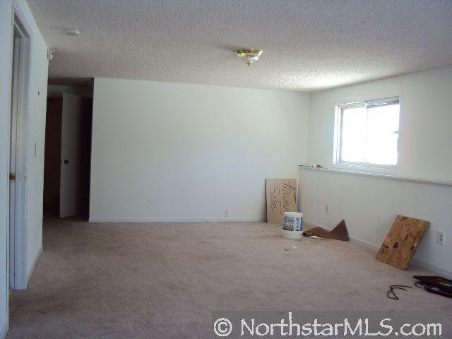 4740 Hayward Road North Oakdale, MN 55128 - Photo 8 of 10 Gallery Image 8