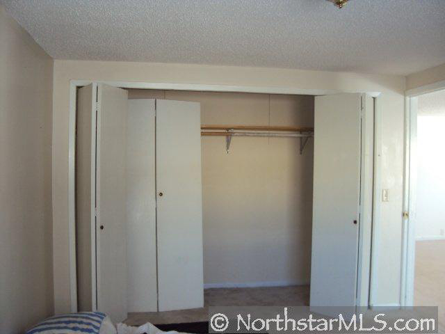 4740 Hayward Road North Oakdale, MN 55128 - Photo 9 of 10 Gallery Image 9