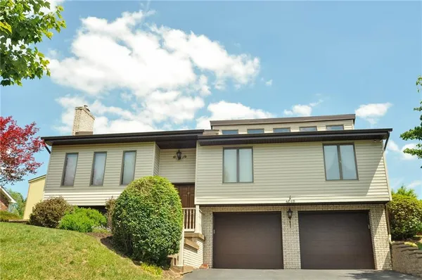 $321,000 | 4048 Briarwood Drive, Jeannette, PA 15644