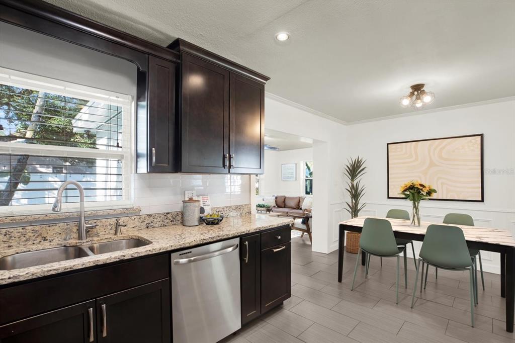 18302 Oakdale Road Odessa, FL 33556 - Photo 15 of 34