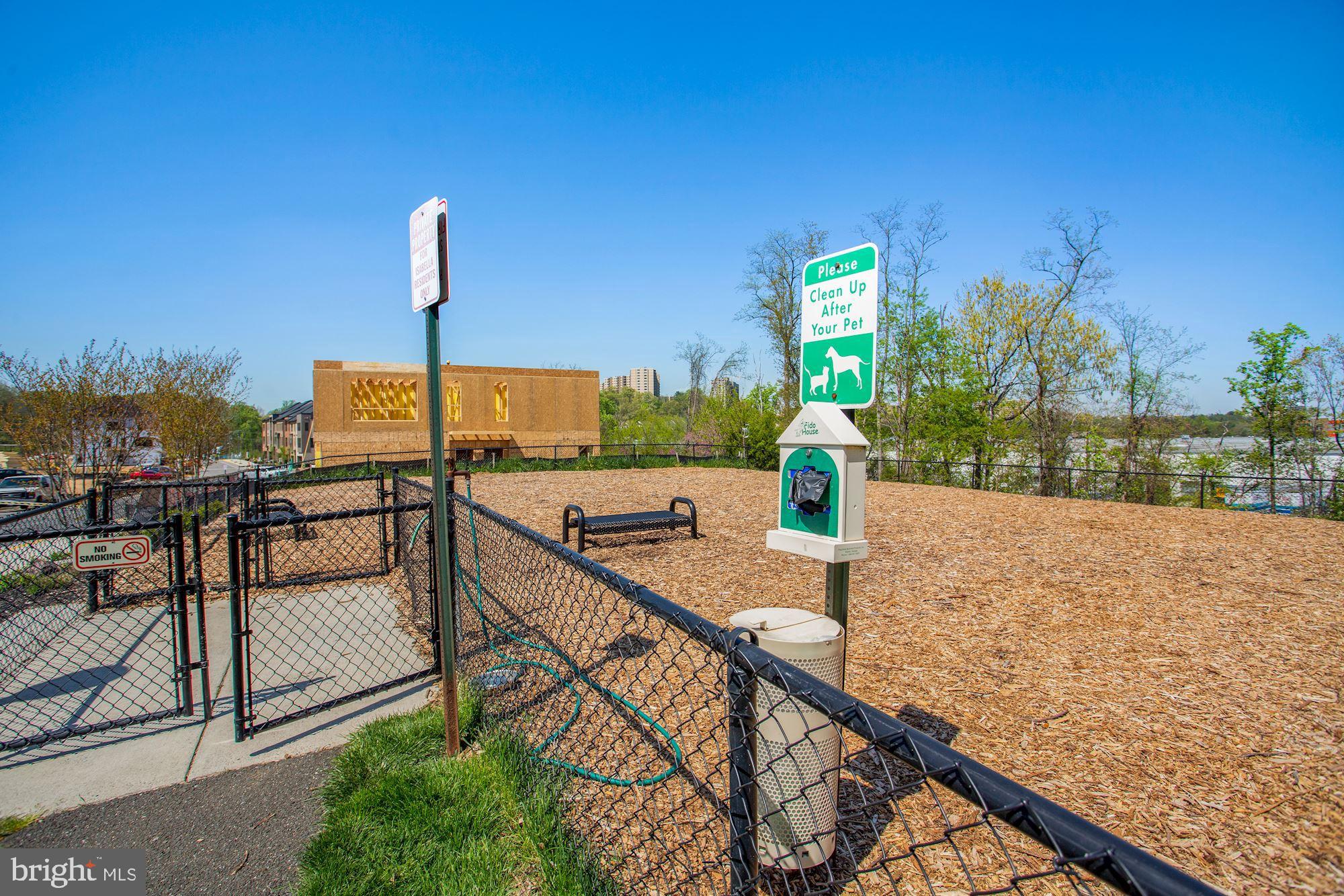 6301 Edsall Road, Unit 209 Alexandria, VA 22312 - Photo 40 of 46