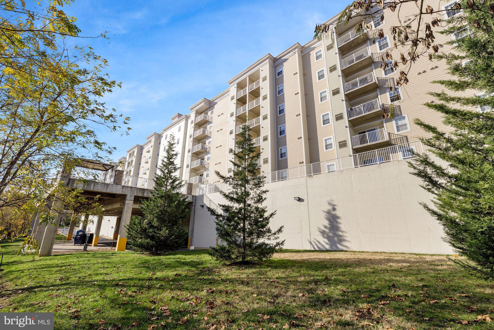 6301 Edsall Road, Unit 209 Alexandria, VA 22312 - Photo 44 of 46