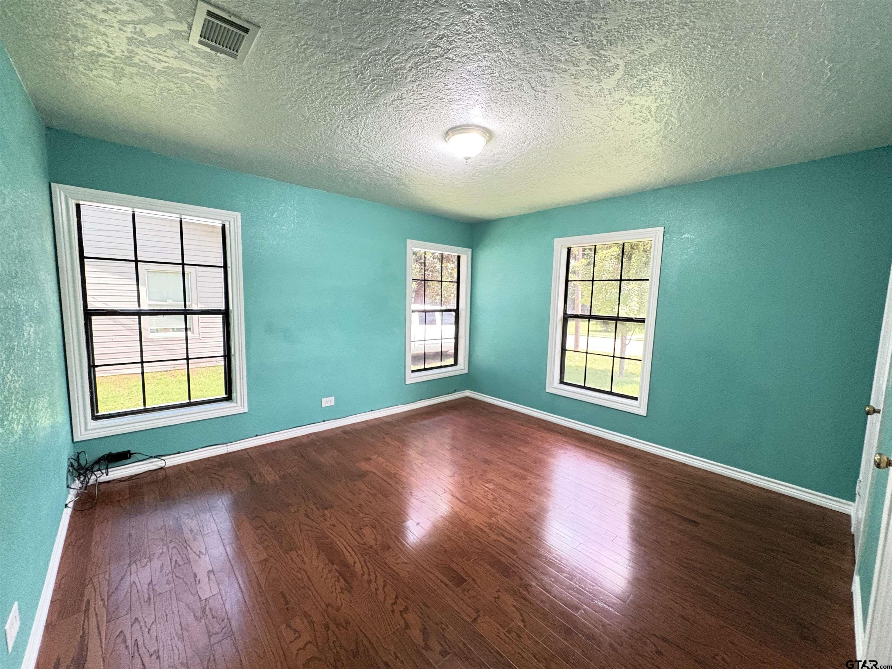 1205 Lamar Drive Mount Pleasant, TX 75455 - Photo 11 of 18