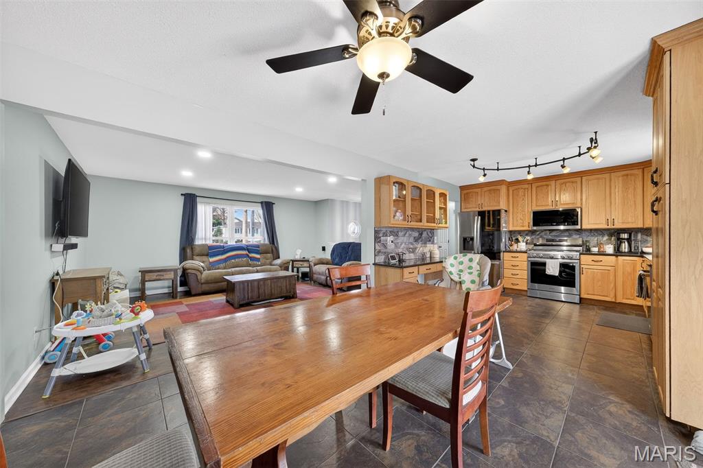 804 Meyer Road Wentzville, MO 63385 - Photo 12 of 73