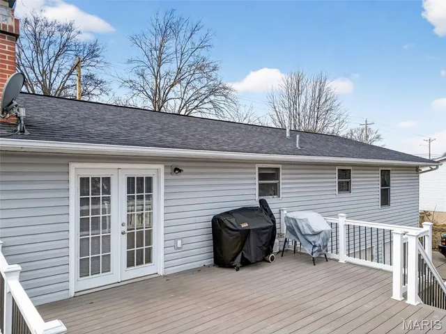 $365,000 | 804 Meyer Road, Wentzville, MO 63385