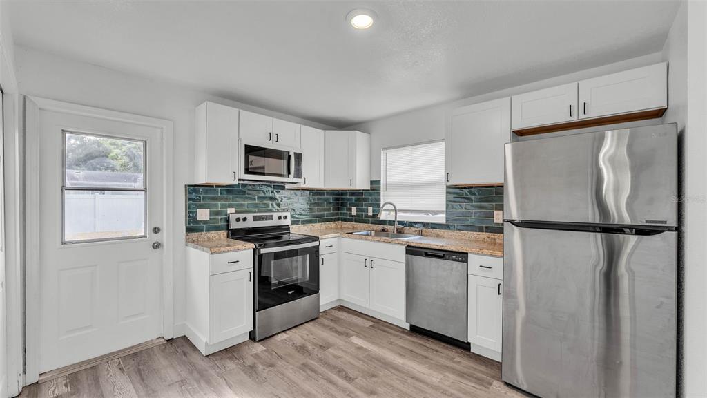 1050 Reynolds Road Lakeland, FL 33801 - Photo 10 of 34 Gallery Image 10