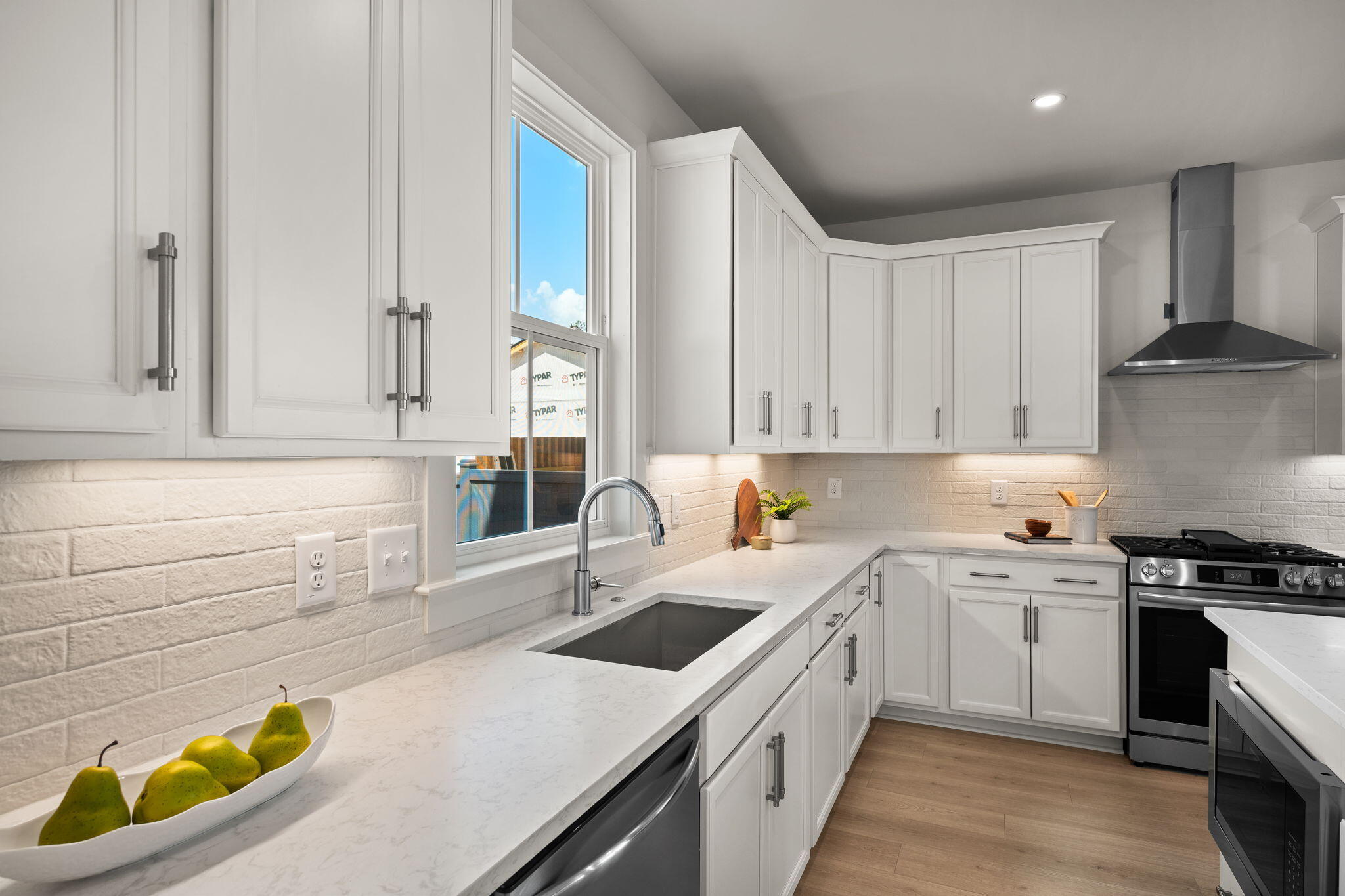 726 Rumbling Leaf Lane, Unit 1486 Summerville, SC 29486 - Photo 13 of 40 Gourmet Kitchen