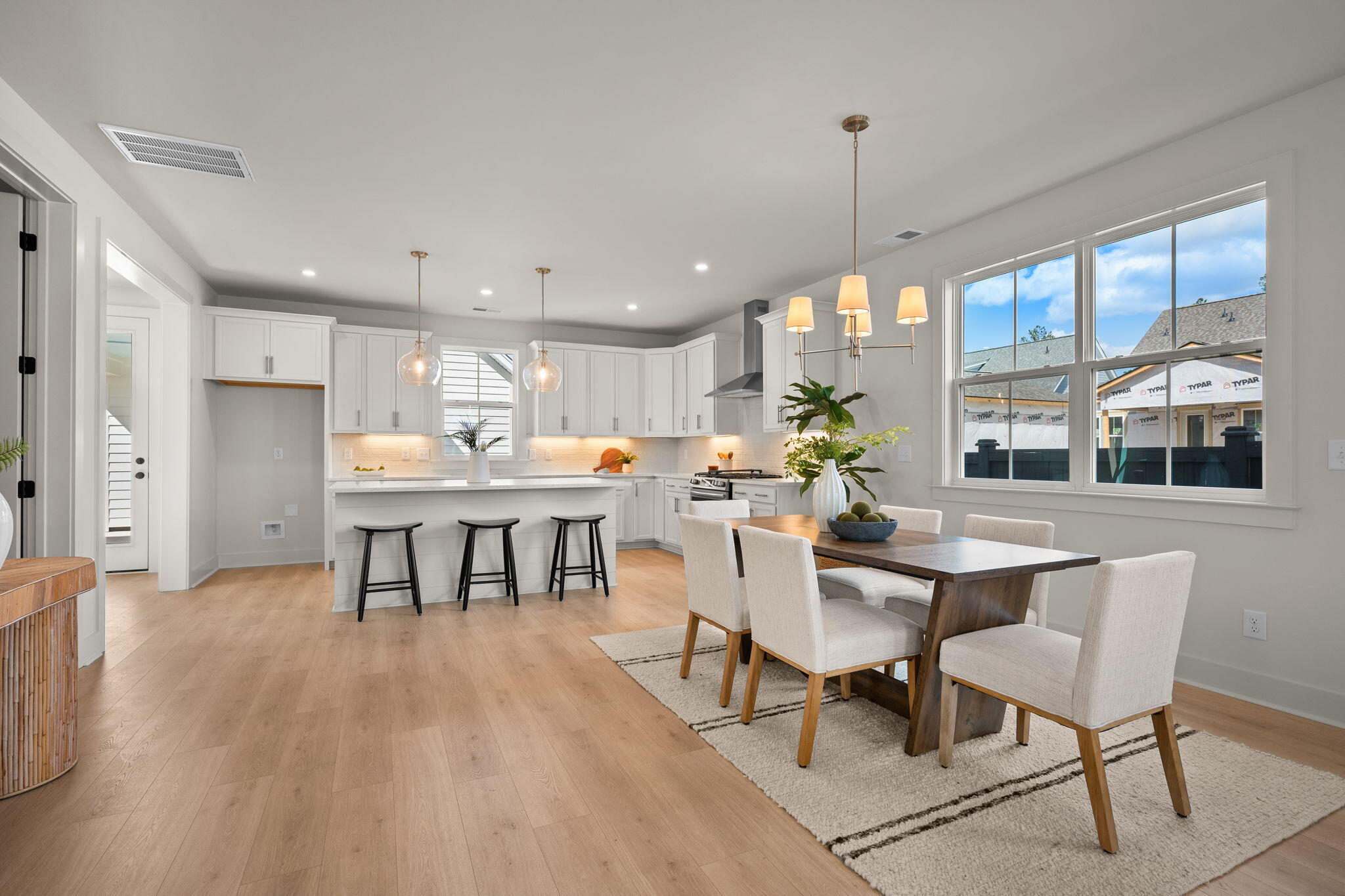 726 Rumbling Leaf Lane, Unit 1486 Summerville, SC 29486 - Photo 5 of 40 Dining and Kitchen