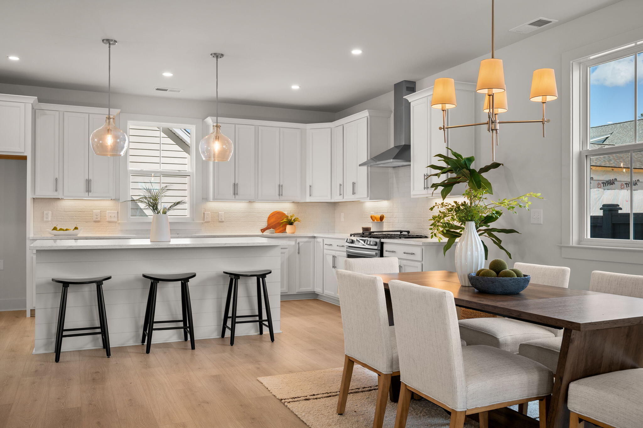 726 Rumbling Leaf Lane, Unit 1486 Summerville, SC 29486 - Photo 6 of 40 Eat In