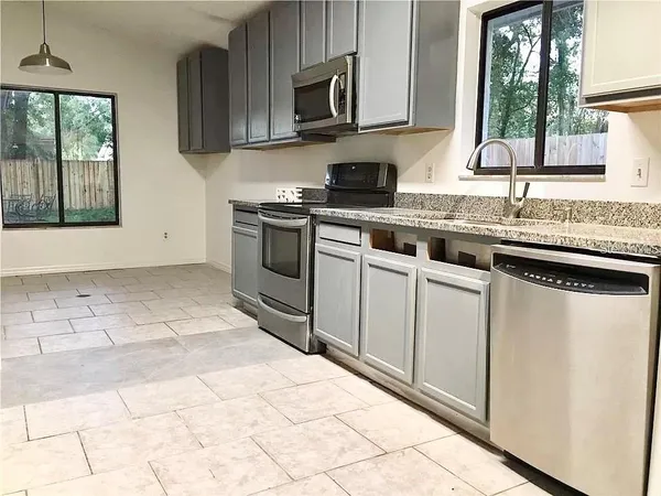 $2,000 | 5419 Stirrup Way, Orlando, FL 32810