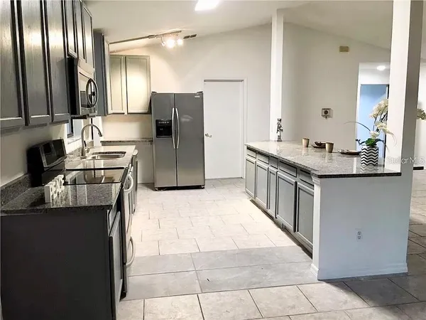 $2,000 | 5419 Stirrup Way, Orlando, FL 32810