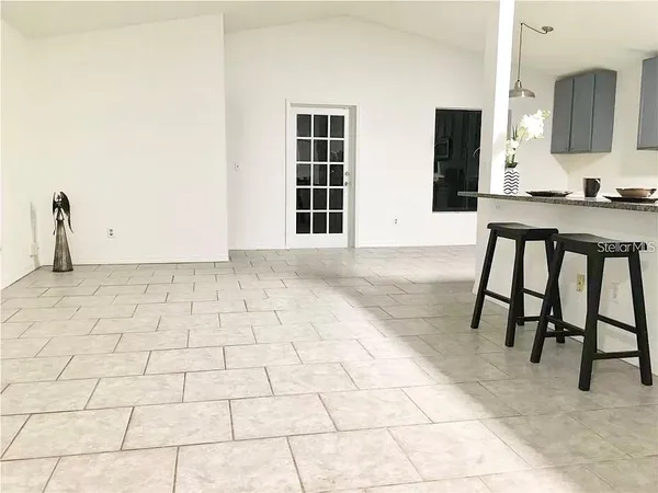 $2,000 | 5419 Stirrup Way, Orlando, FL 32810