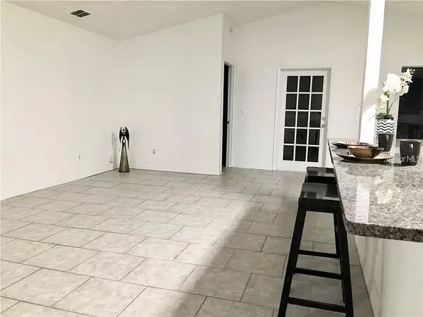 $2,000 | 5419 Stirrup Way, Orlando, FL 32810