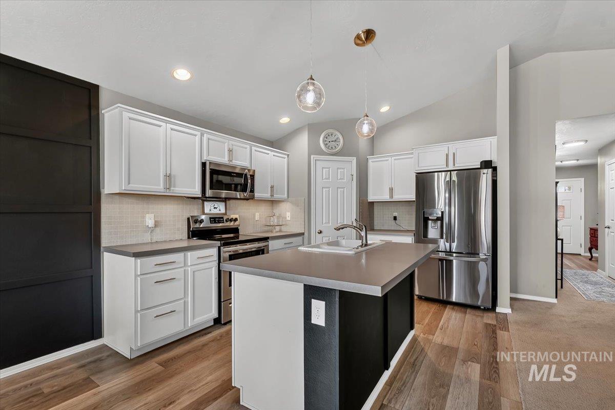 730 West Treehouse Way Kuna, ID 83634 - Photo 12 of 31 Gallery Image 12