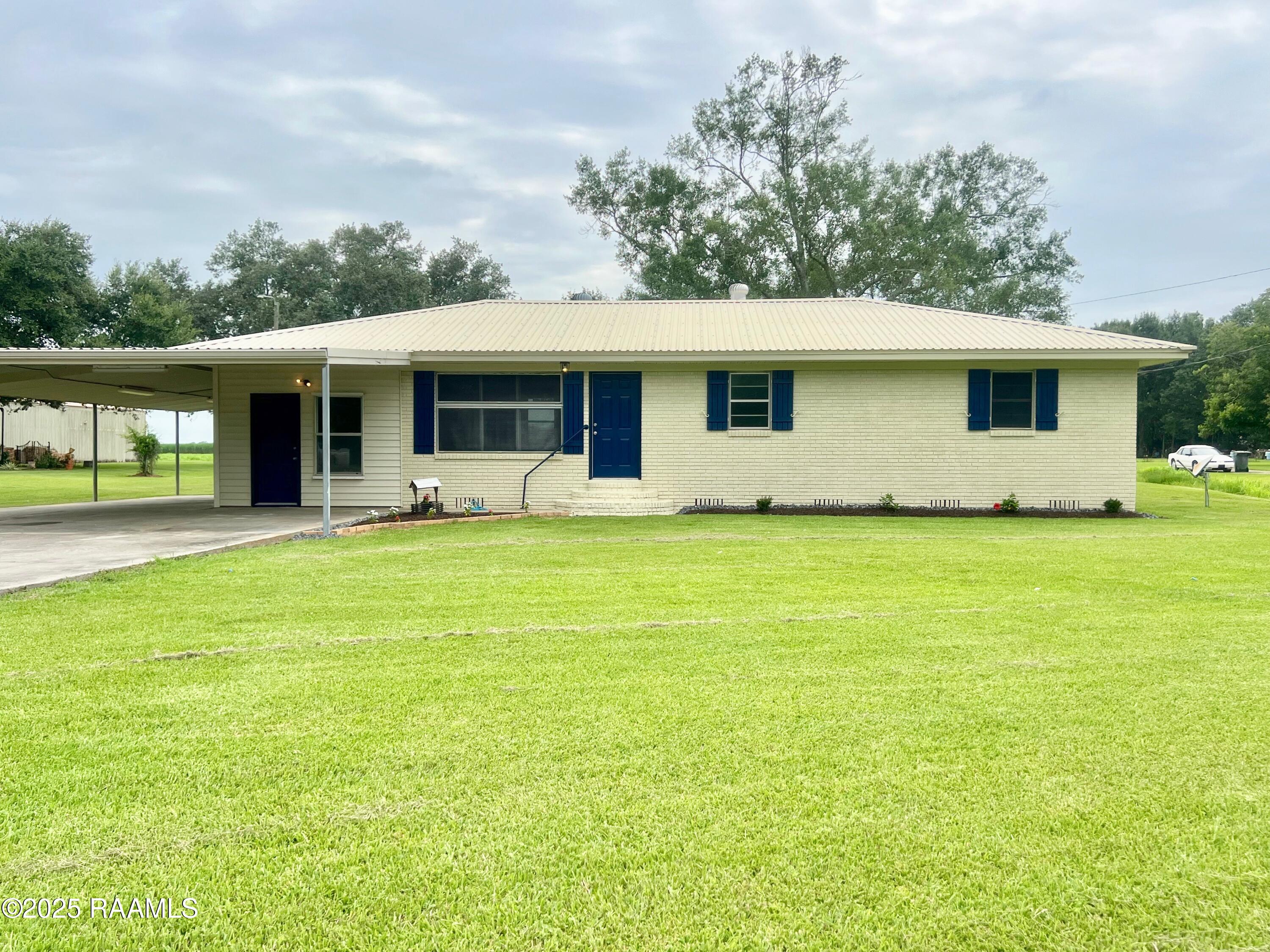 5501 Northside Road New Iberia, LA 70563 - Photo 11 of 49 front