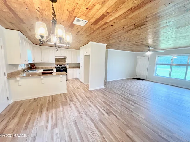 $222,000 | 5501 Northside Road, New Iberia, LA 70563