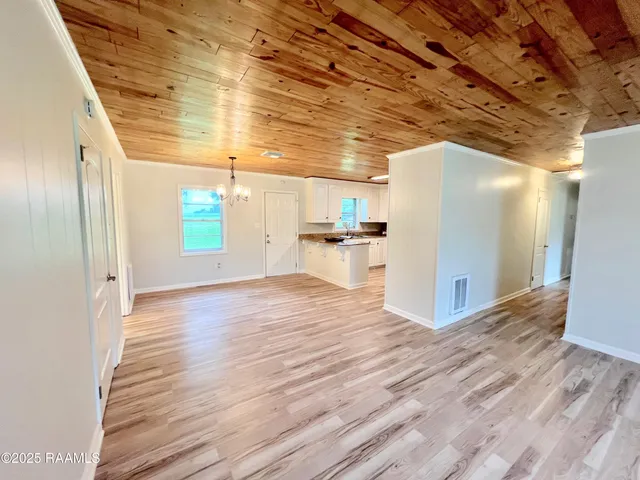 $222,000 | 5501 Northside Road, New Iberia, LA 70563