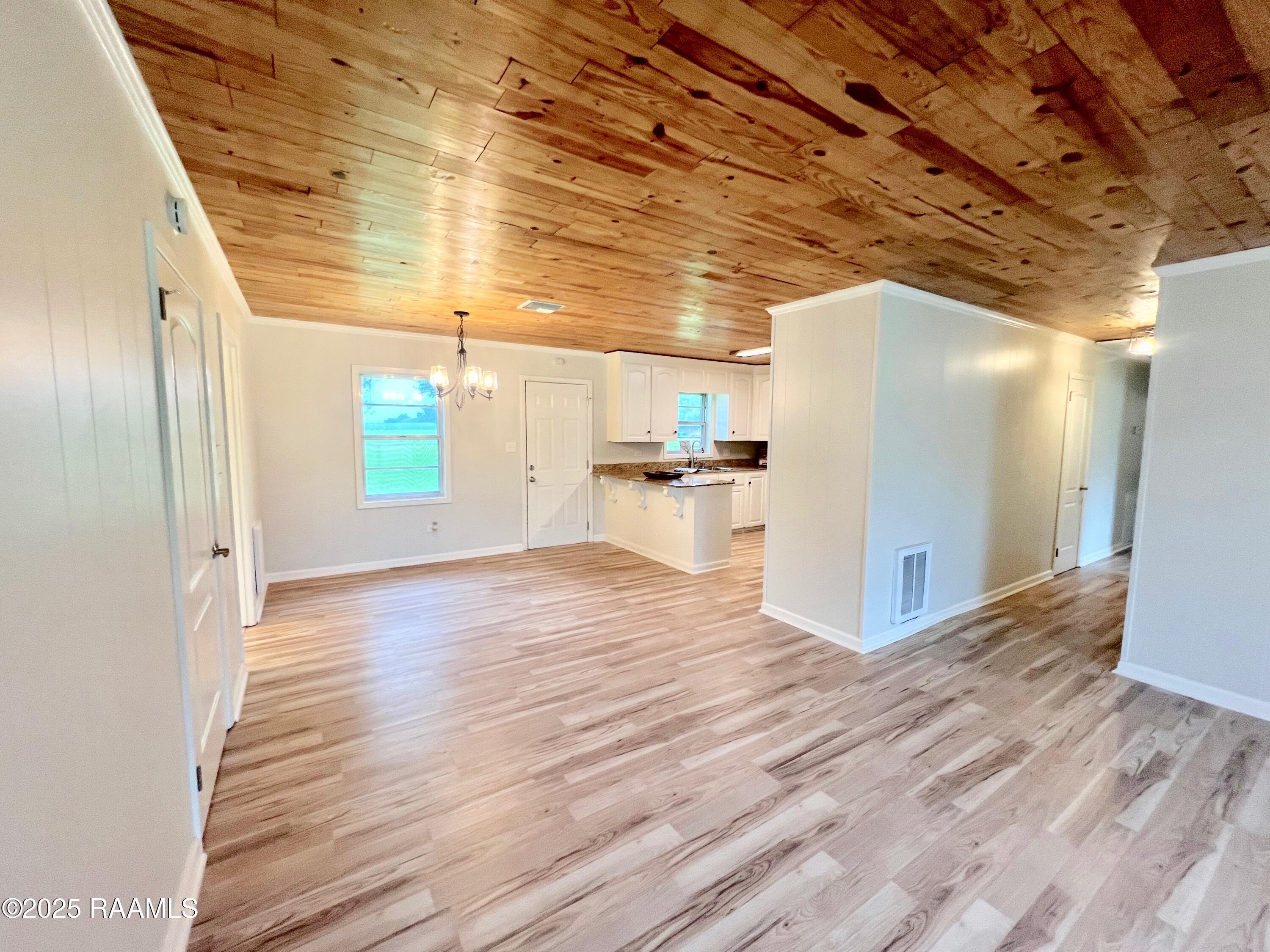 5501 Northside Road New Iberia, LA 70563 - Photo 22 of 49 dining area