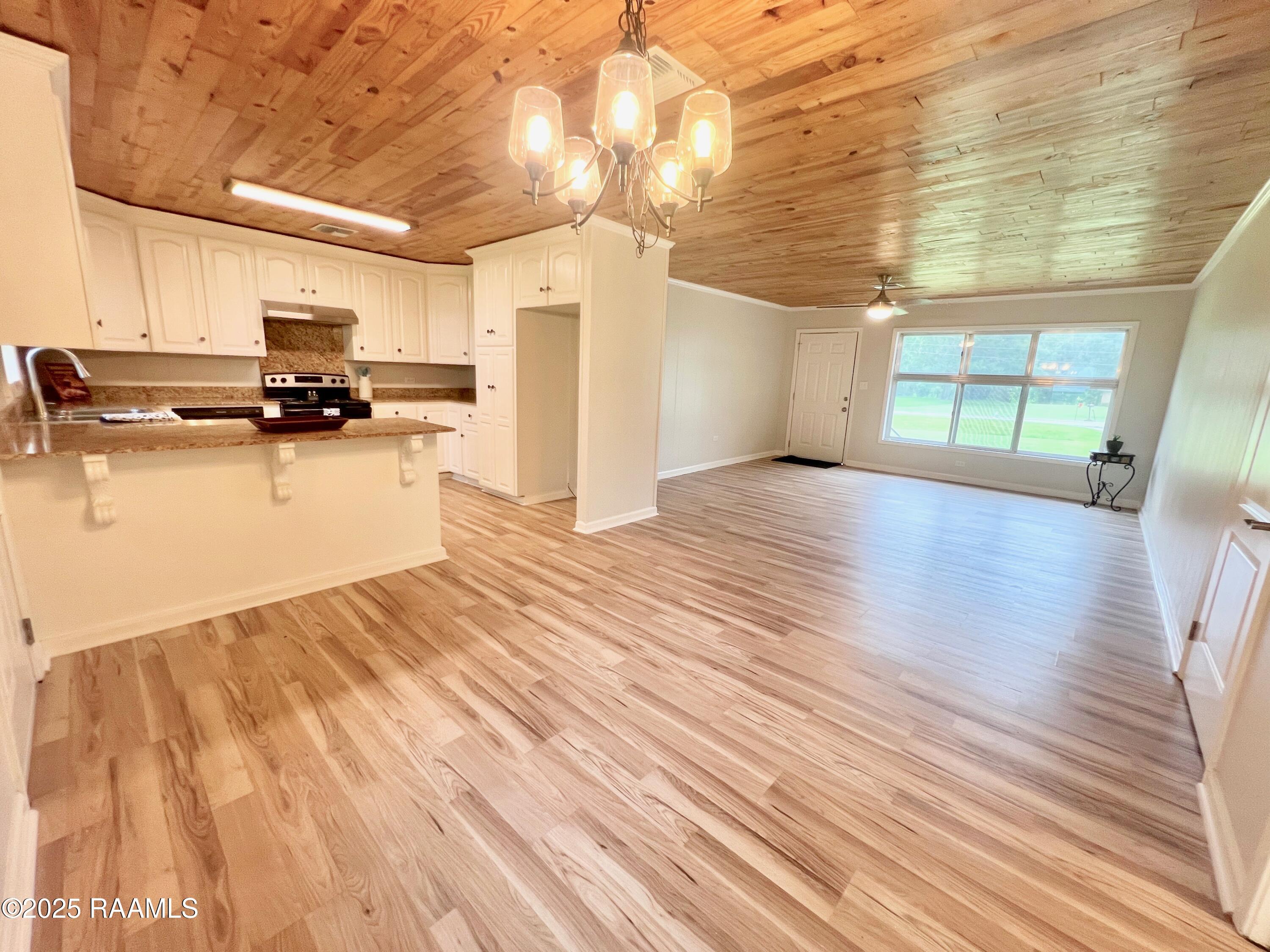 5501 Northside Road New Iberia, LA 70563 - Photo 23 of 49 dining area