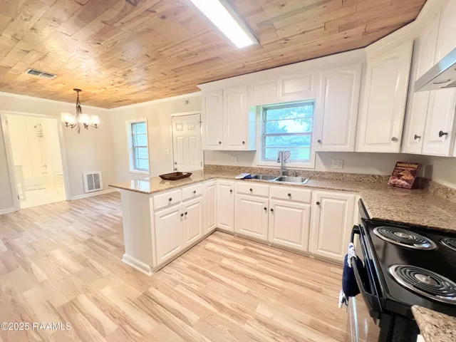 $222,000 | 5501 Northside Road, New Iberia, LA 70563